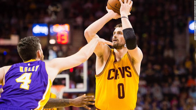 队内阵容年 队内阵容年