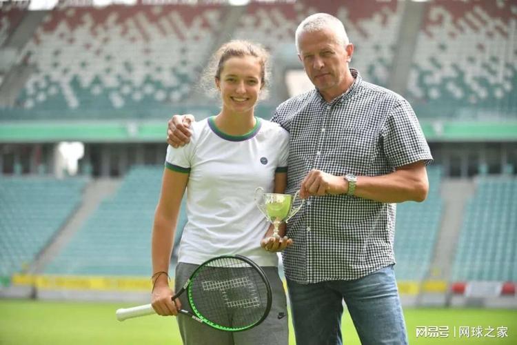 斯这样的老 斯这样的老